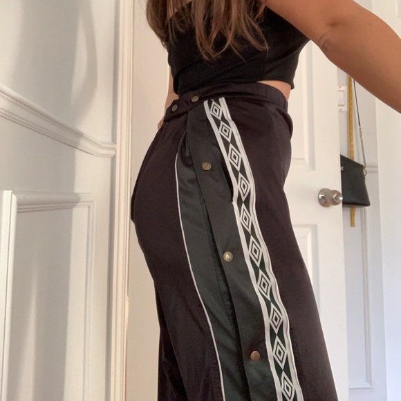 Vintage umbro pants - Picture 2 of 2